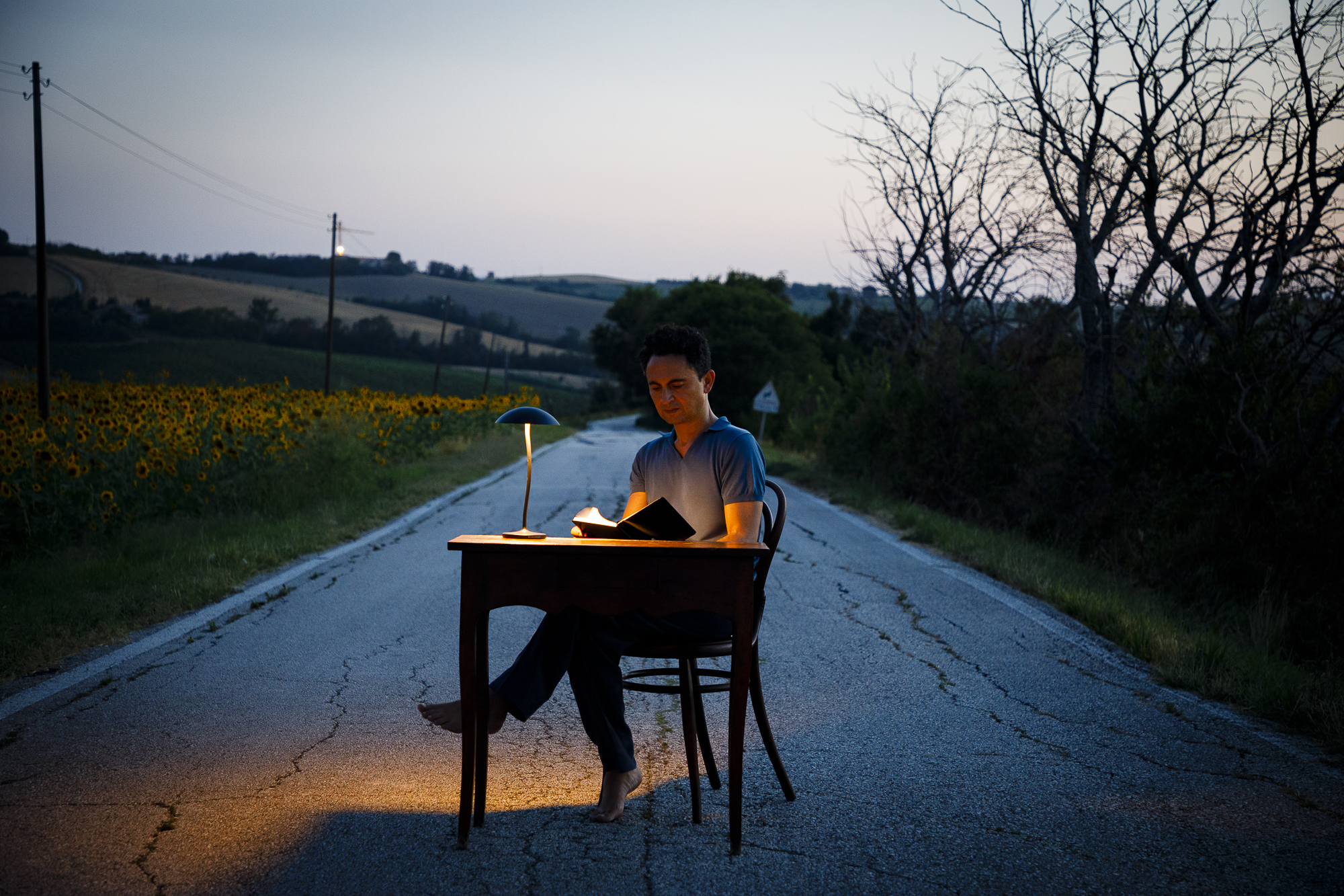 Blackout STEM oplaadbare tafellamp - Zwart - Geschikt voor buiten - Design lamp - Draadloos en dimbaar - 5000 mAh - Zeer geschikt voor op tafel