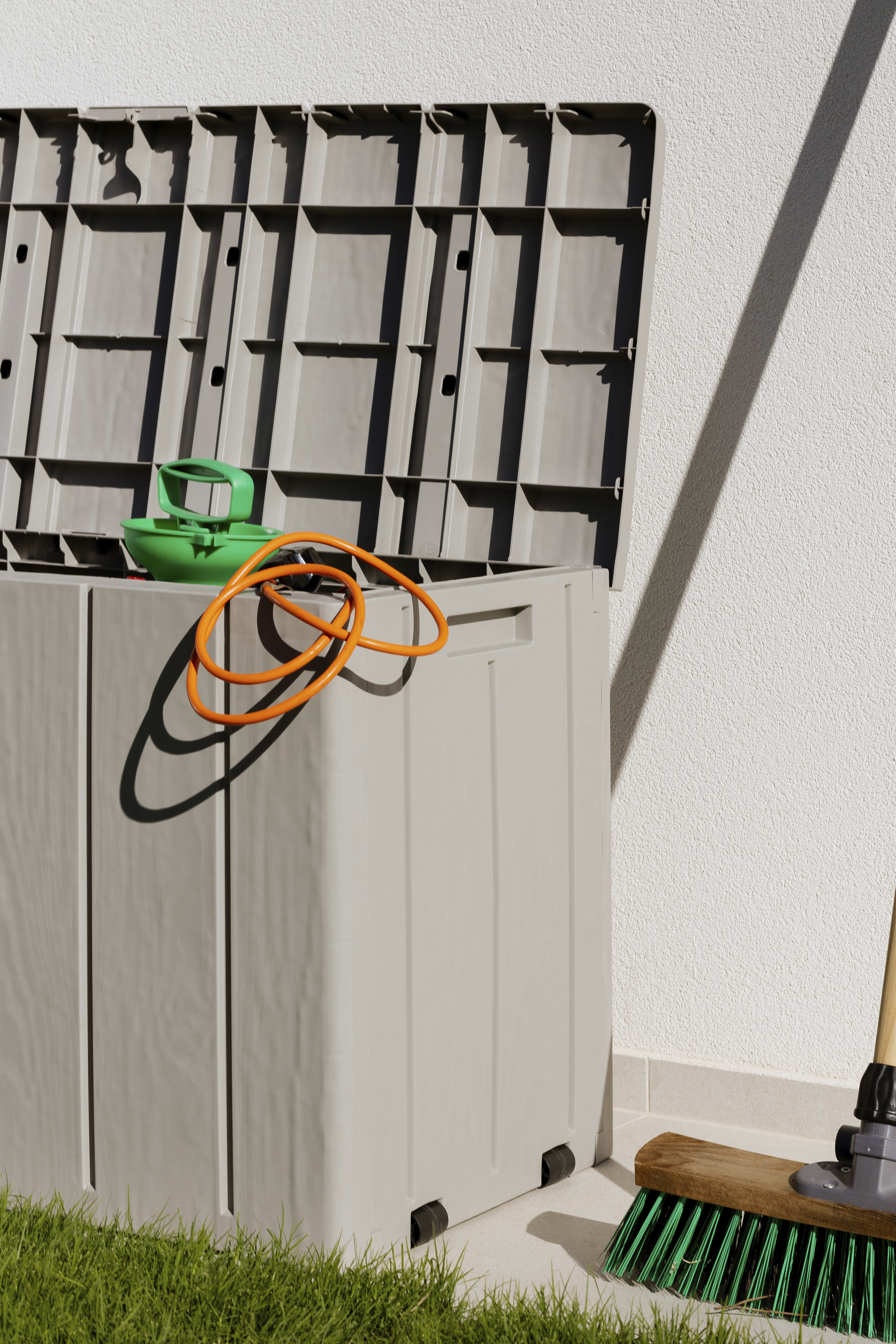 Toomax Bravo opbergbox - 270 liter - grijs