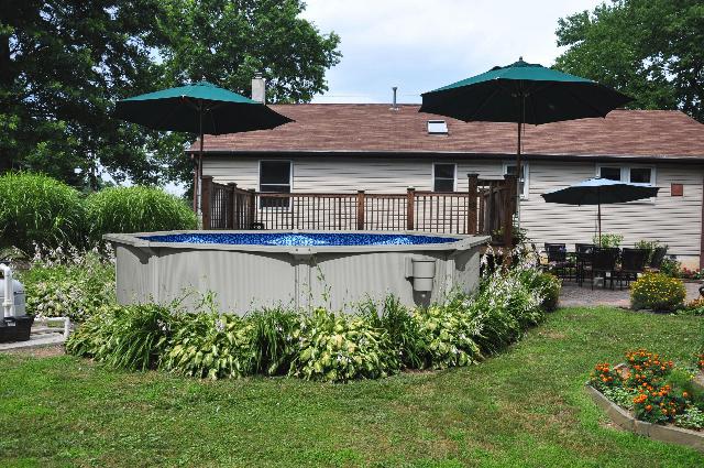 Bestway Hydrium metalen zwembad Ø 360 x 120 cm - met zandfilterpomp en accessoires Bestway Hydrium metalen zwembad Ø 360 x 120 cm - met zandfilterpomp en accessoires