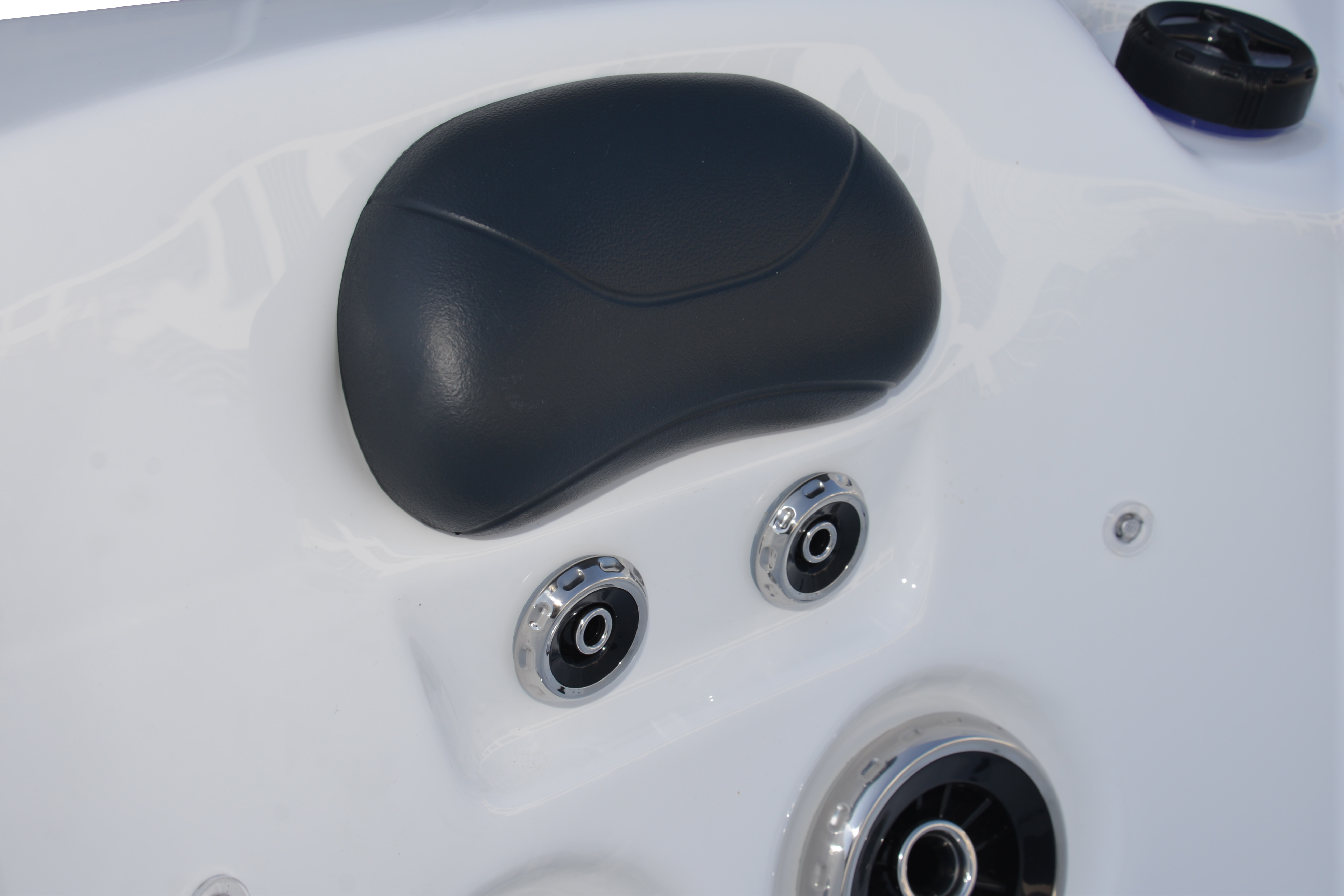 Novum Relax spa - 5 persoons - Plug & Play 